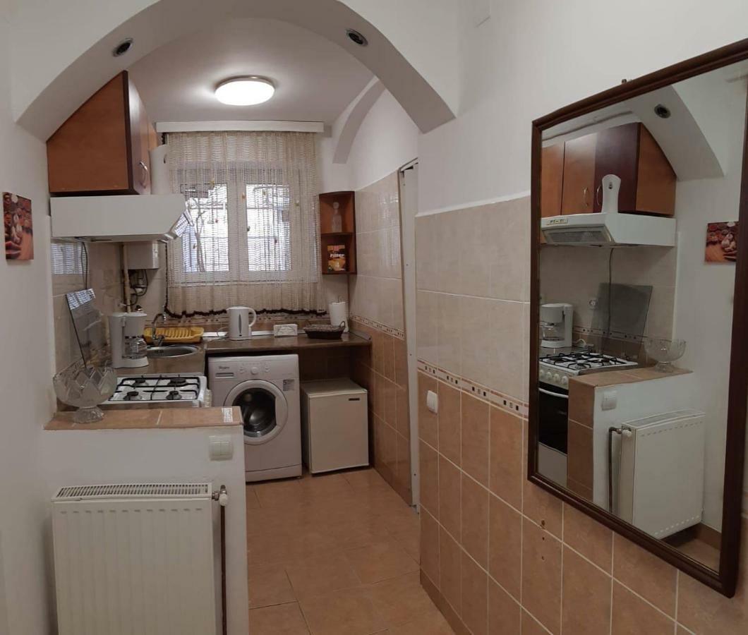 Tudor Apartment Brasov Ngoại thất bức ảnh