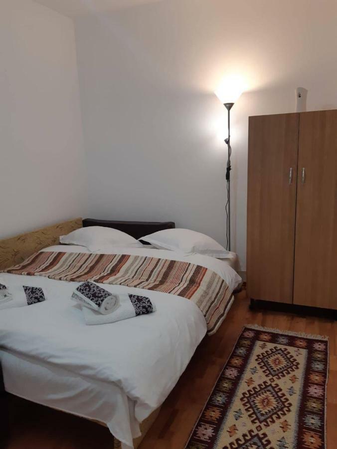 Tudor Apartment Brasov Ngoại thất bức ảnh